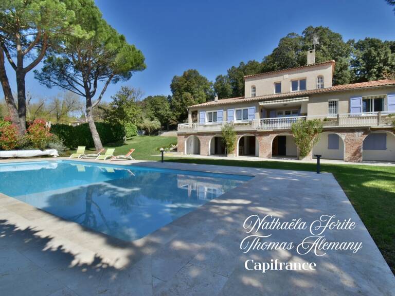 PEYRUIS (04) Villa de 247 m2 avec piscine édifiée sur une parcelle de 2400 m2 — photo 1