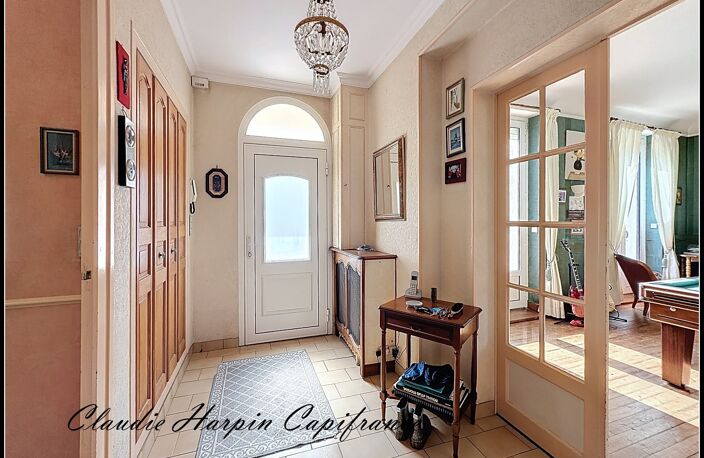 Maison à vendre 7 pièces NIORT (79) 4 chambres parcelle 1992 m² - piscine chauffée — photo 3