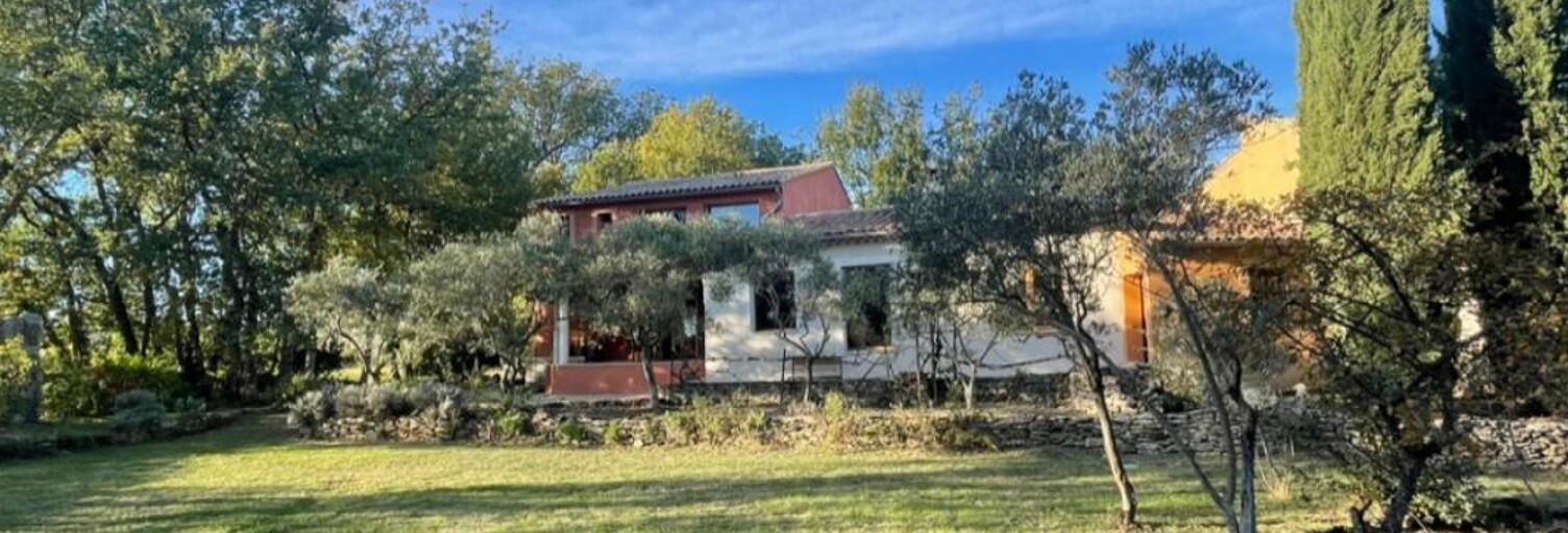 Maison 7 Pièces 203 m² à vendre à Roussillon (84220)