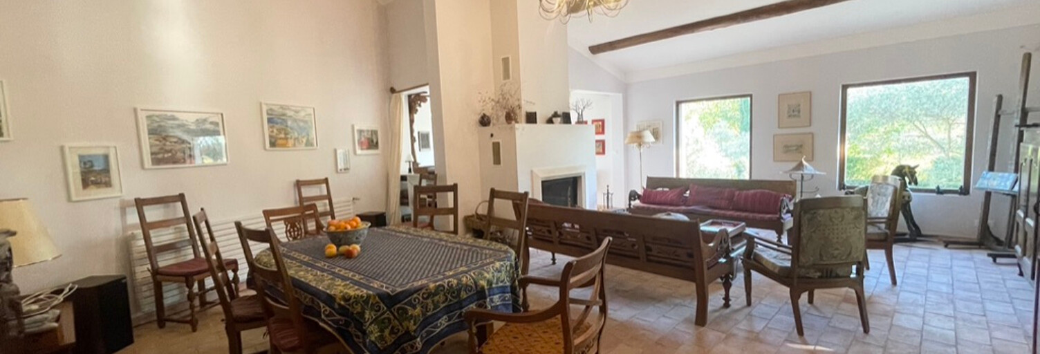 Maison 7 Pièces 203 m² à vendre à Roussillon (84220)