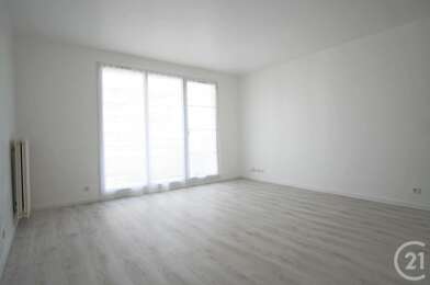 Appartement 2 pièces 1018 €