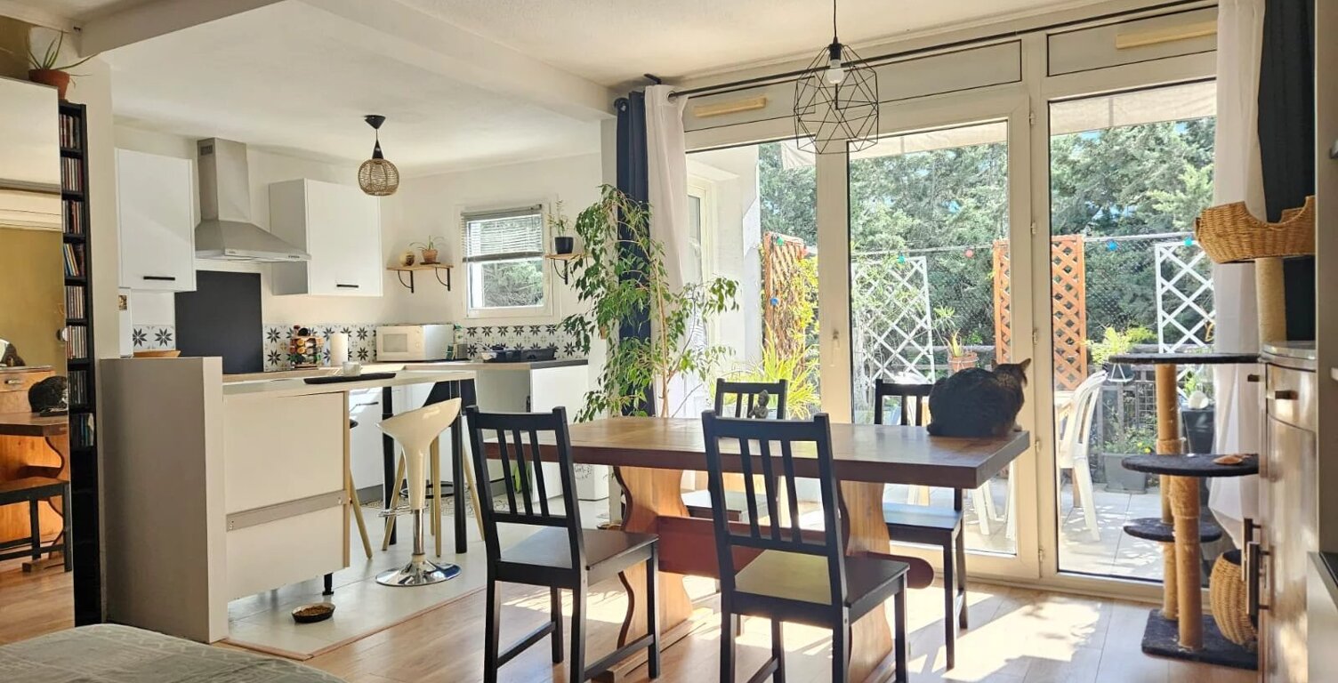 À VENDRE – Superbe T3 – Dernier étage – Terrasse sans vis-à-vis – Lumineux – Climatisation – Parking — photo 1