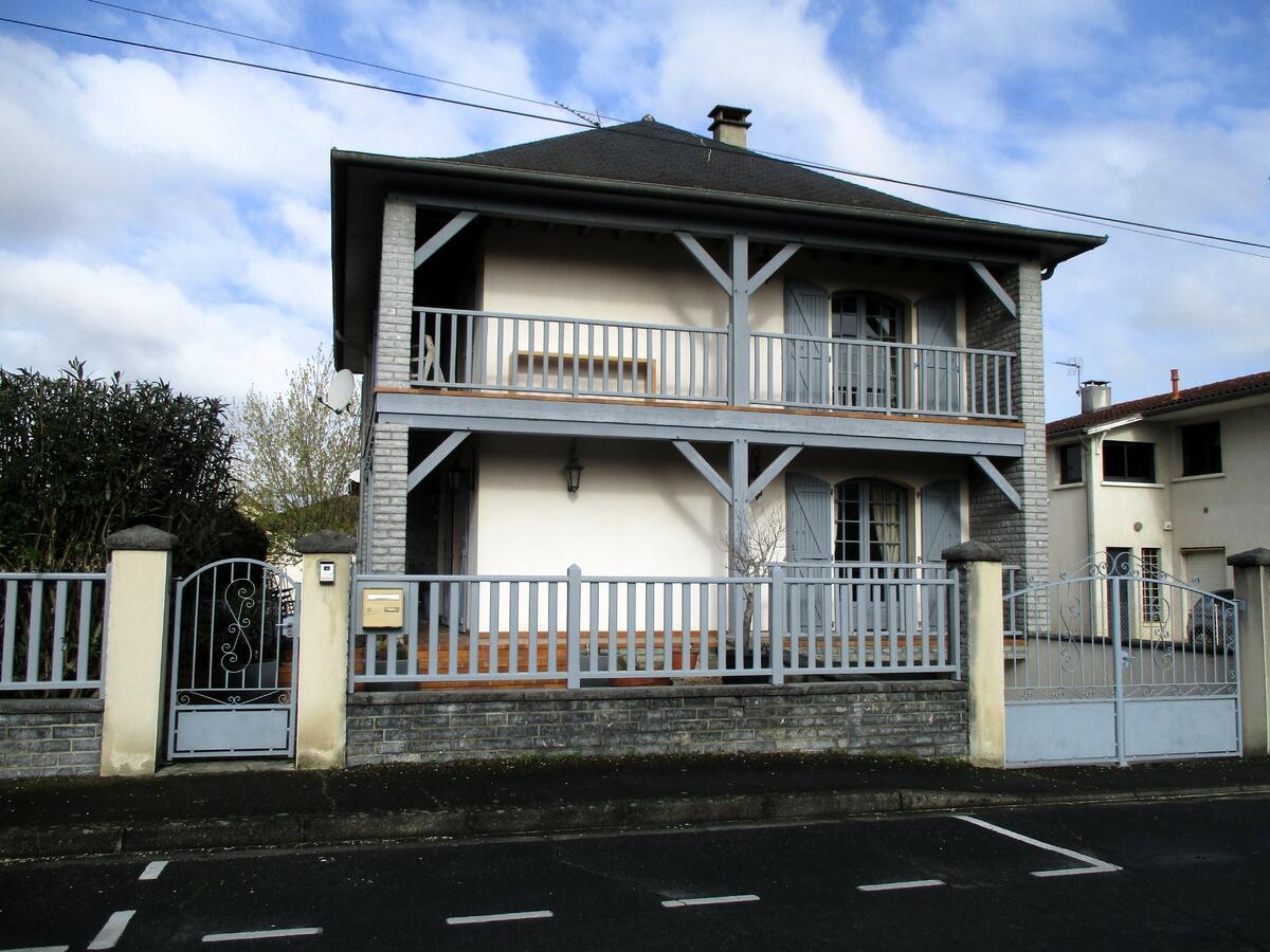 Villa / Maison  T5 à vendre Tarbes 65000