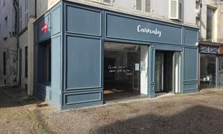 Commerce  98 m² à louer à Cognac (16100)