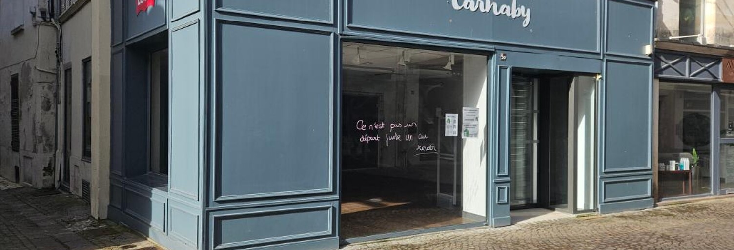 Commerce  98 m² à louer à Cognac (16100)