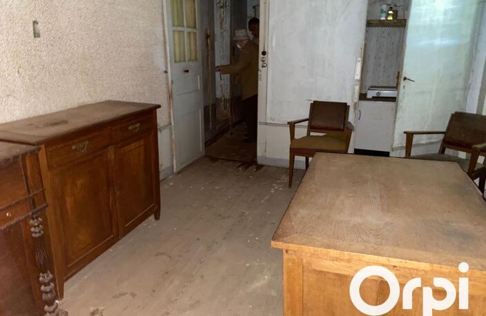 Immeuble Saint-Flour. Mandat Orpi Max — photo 4