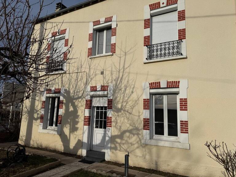 Maison des années 30, d’environ 90 m², sur un terrain de 493 m² — photo 1