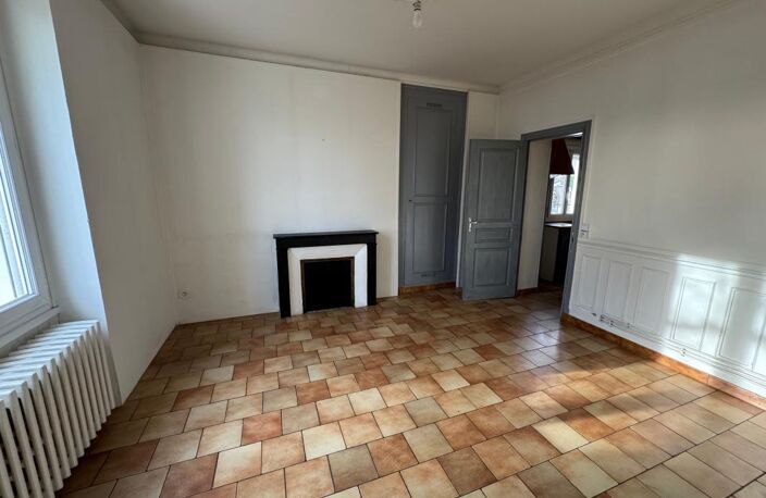 Maison des années 30, d’environ 90 m², sur un terrain de 493 m² — photo 3