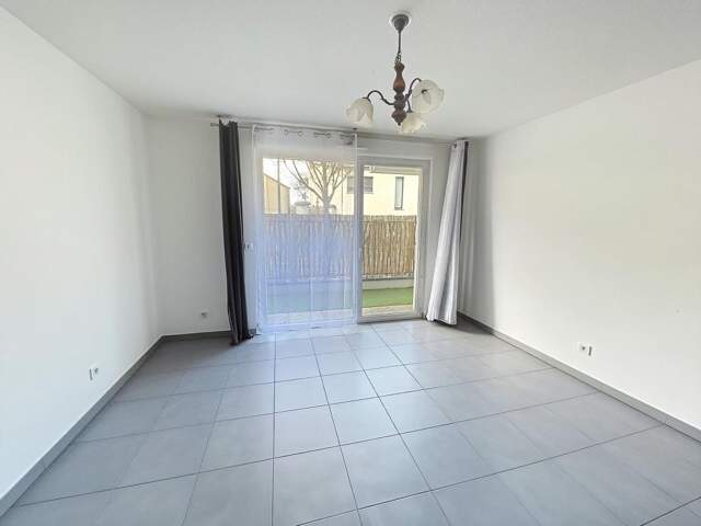 🏡 T2 45 m² avec terrasse – Résidence récente – Sathonay-Camp — photo du bien