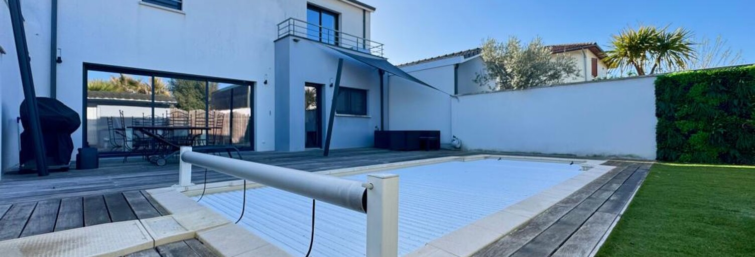 Maison 5 Pièces 143 m² à vendre à Mérignac (33700)