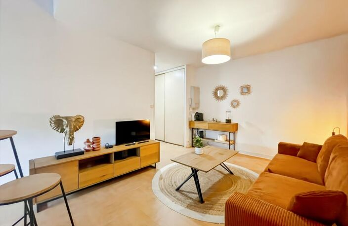 Appartement À Vendre — photo 2