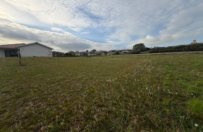 Terrain  de 1705 m² entièrement viabilisé — photo 2