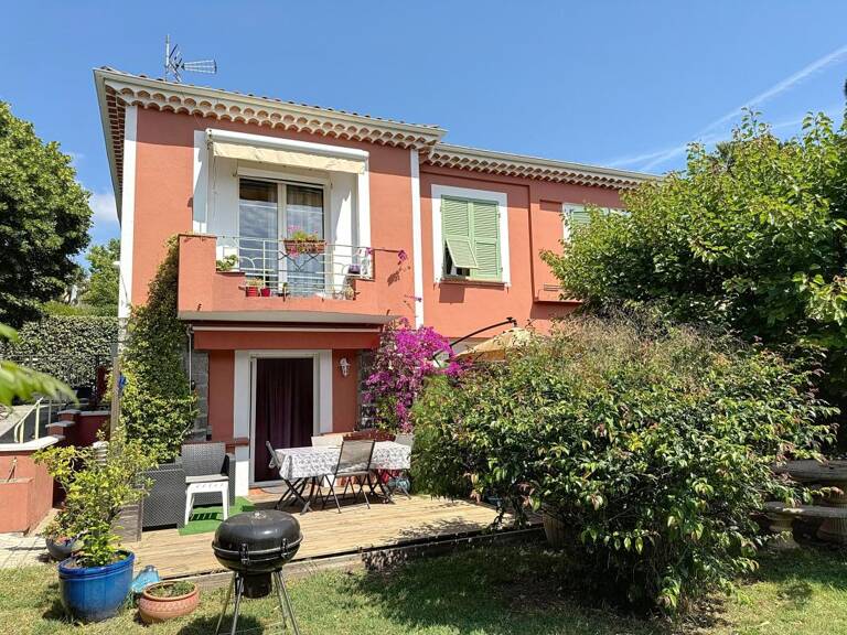 Maison de 153 m2 4 chambres + studio sur parcelle de terrain de 565 m2 entièrement clos — photo 1