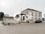 MURS ET FONDS DE COMMERCE – HÔTEL-RESTAURANT À ROCHEFORT — photo 2