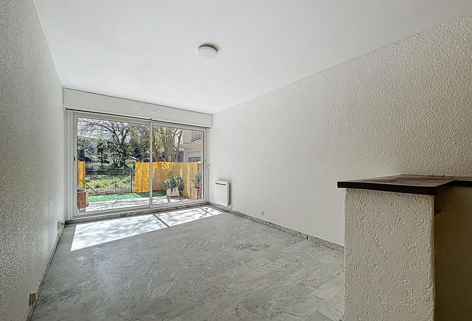 T2 en rez-de-jardin avec parking — photo 1