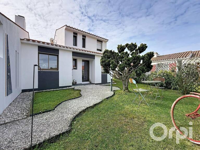 Maison À Vendre — photo 1
