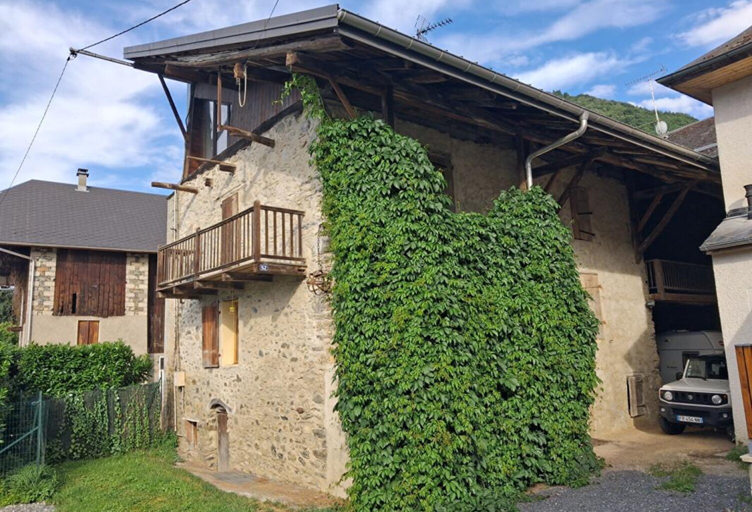 Maison de tradition d'un village savoyard - Chamoux Sur Gelon — photo 1