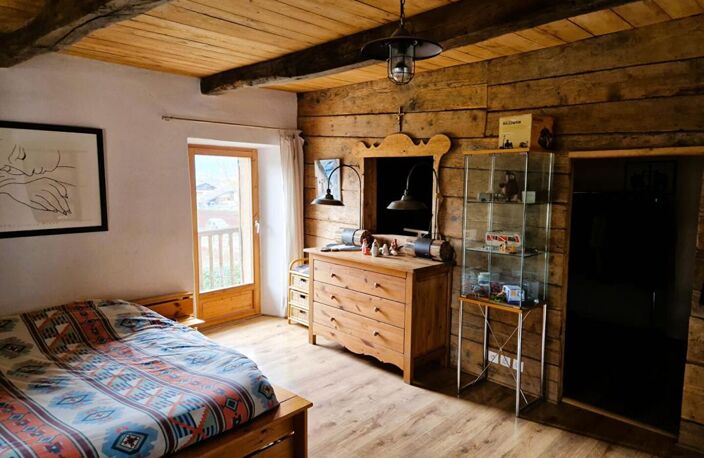 Maison de tradition d'un village savoyard - Chamoux Sur Gelon — photo 4