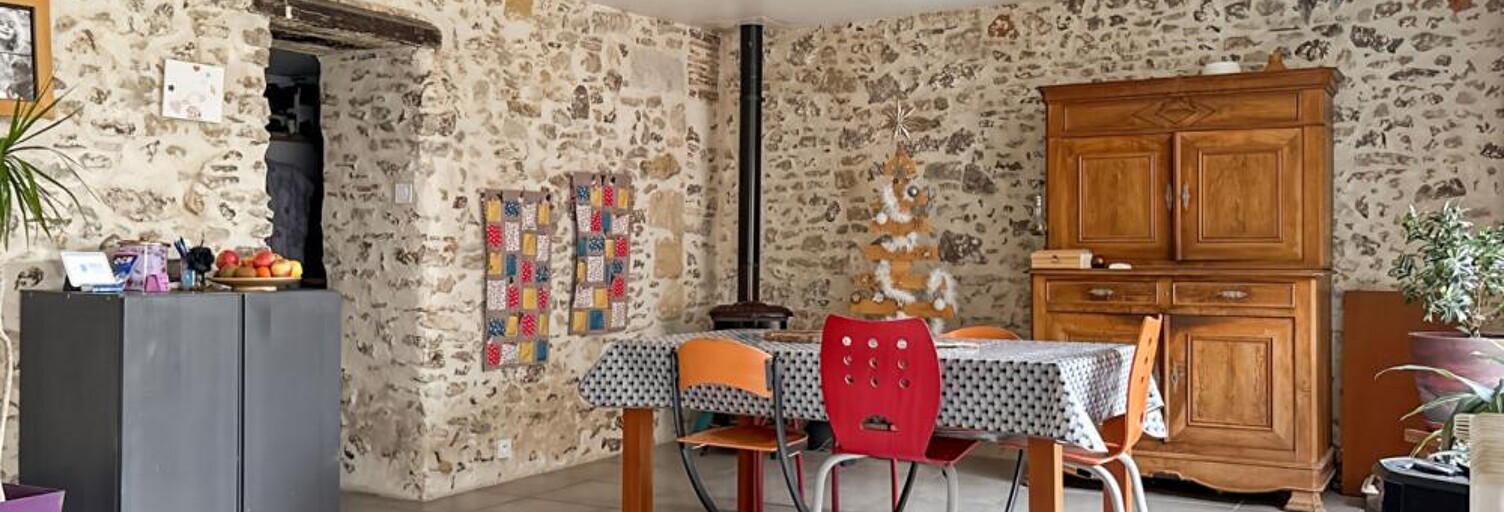 Maison 6 Pièces 142 m² à vendre à Morannes sur Sarthe-Daumeray (49640)