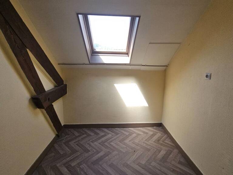 Appartement Cravanche 4/5 pièce(s) 105.67 m2 — photo 1