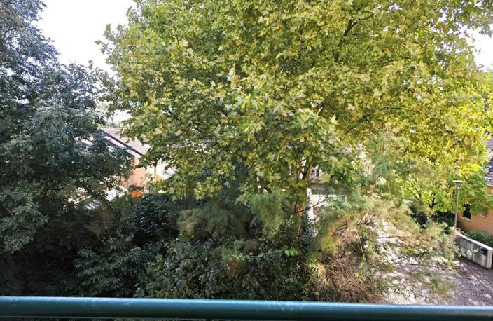 Duplex lumineux avec 2 balcons. Bagnolet (93170) — photo 2