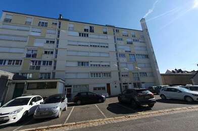 Appartement 4 pièces 96990 €