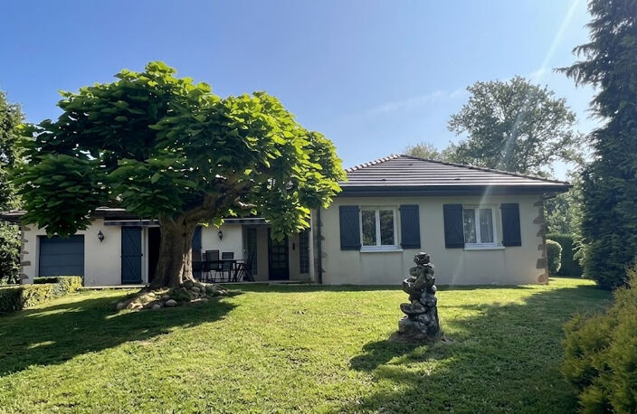 Maison contemporaine à Saint Mathieu avec 1ha arboré avec piscine chauffée et pool house — photo 3