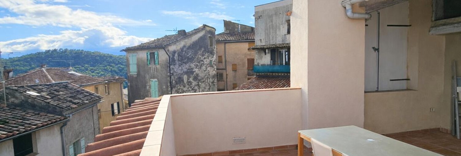 Maison 9 Pièces 220 m² à vendre à Claviers (83830)