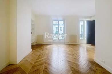 Appartement 4 pièces 3061 €