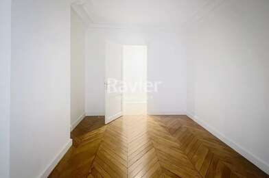Appartement 4 pièces 3061 €