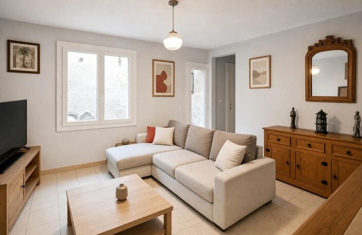 Appartement 3 pièces de 55 m² avec cours situé à Saint-Gilles — photo 2