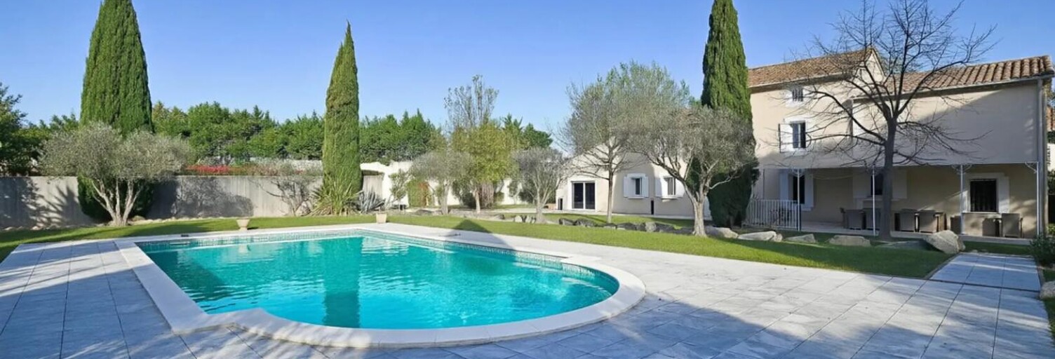 Maison 11 Pièces 312 m² à vendre à Monteux (84170)