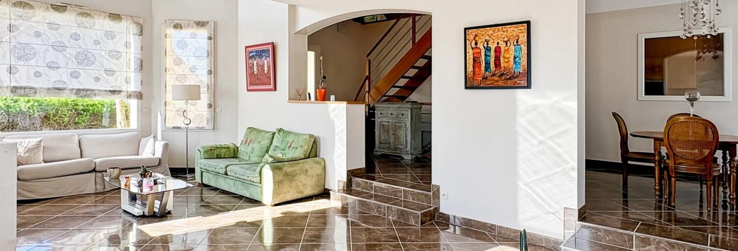 Maison 9 Pièces 202 m² à vendre à Saint-Martin-de-Nigelles (28130)