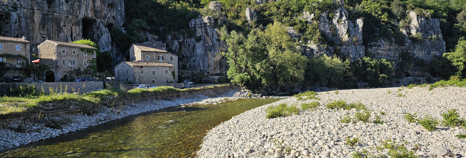 Maison 8 Pièces 350 m² à vendre à Labeaume (07120)