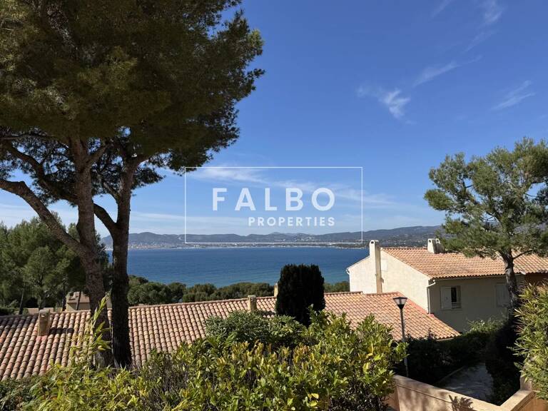Appartement de vacances avec vue mer terrasse et accès plage et — photo 1