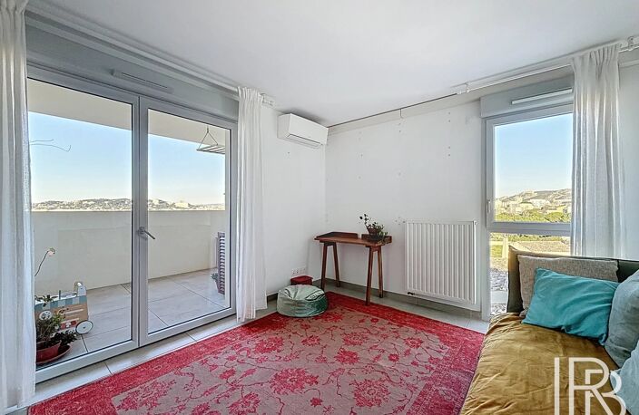 T3 - DERNIER ETAGE - VUE MER - BOX — photo 3