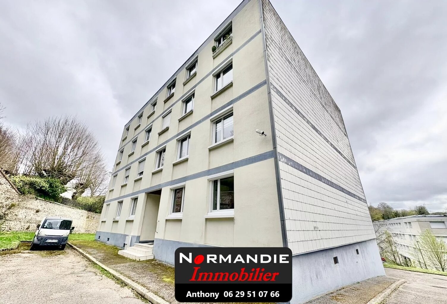   À VENDRE – APPARTEMENT F2 POSSIBLE F3 – 60 m² – LILLEBONNE   — photo 1