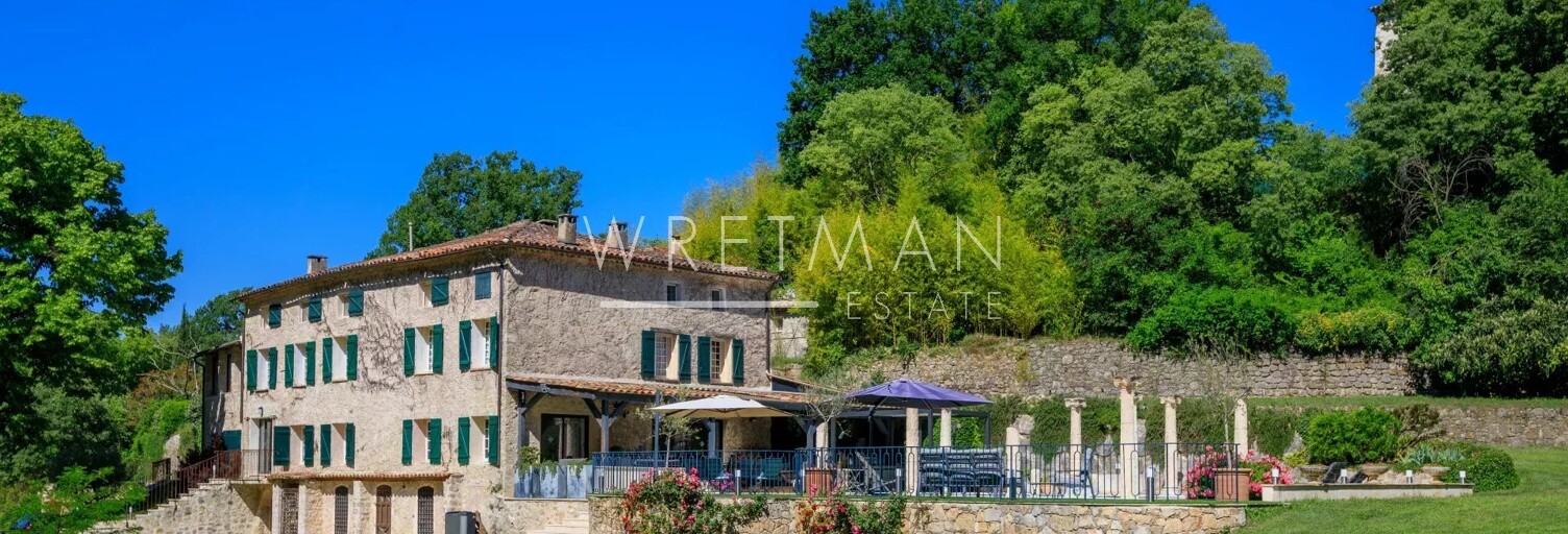 Maison 14 Pièces 662 m² à vendre à Callian (83440)