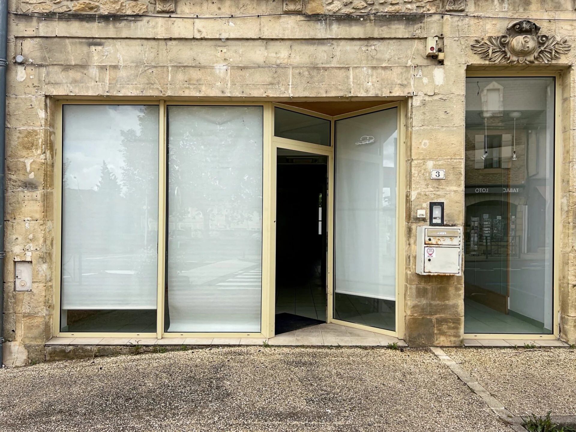 Location Fonds de commerce à Le Buisson-de-Cadouin · 650 €/mois