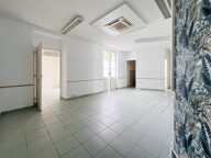 Commerce  94 m² — photo 4