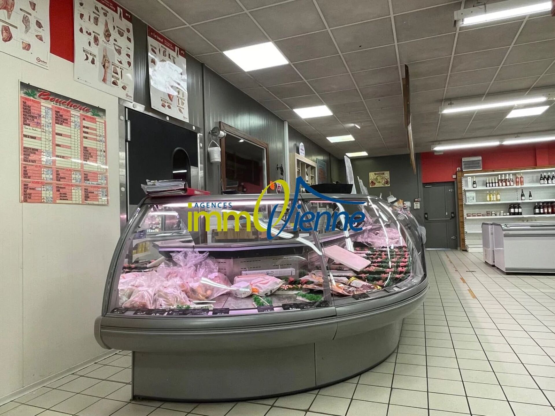 Local commercial 630 m² · à Poitiers · 630 m² · 579 997 €