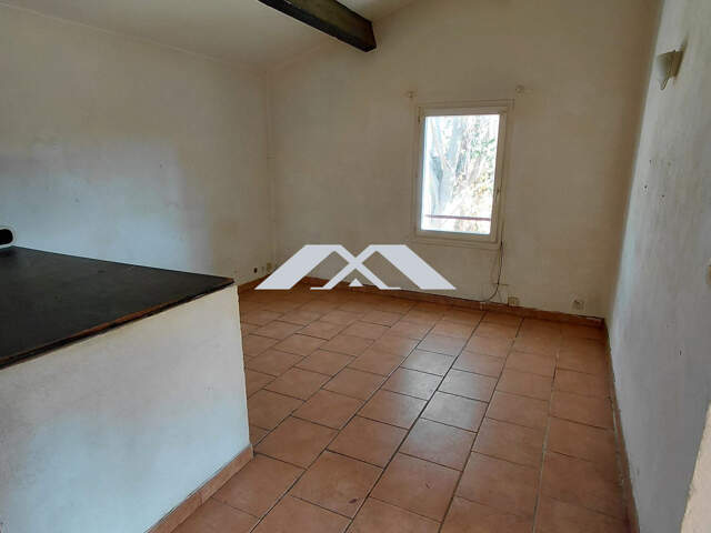 A Saisir T3 en duplex à rénover — photo du bien