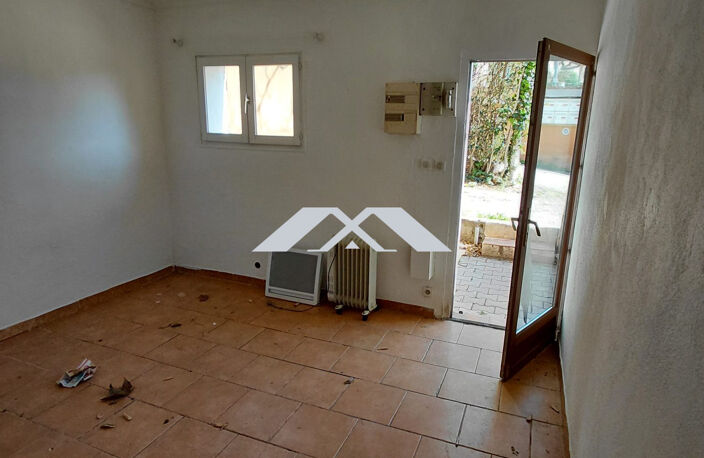 A Saisir T3 en duplex à rénover — photo 4