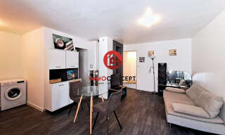 Immeuble  136 m² à vendre à Roquemaure (30150)