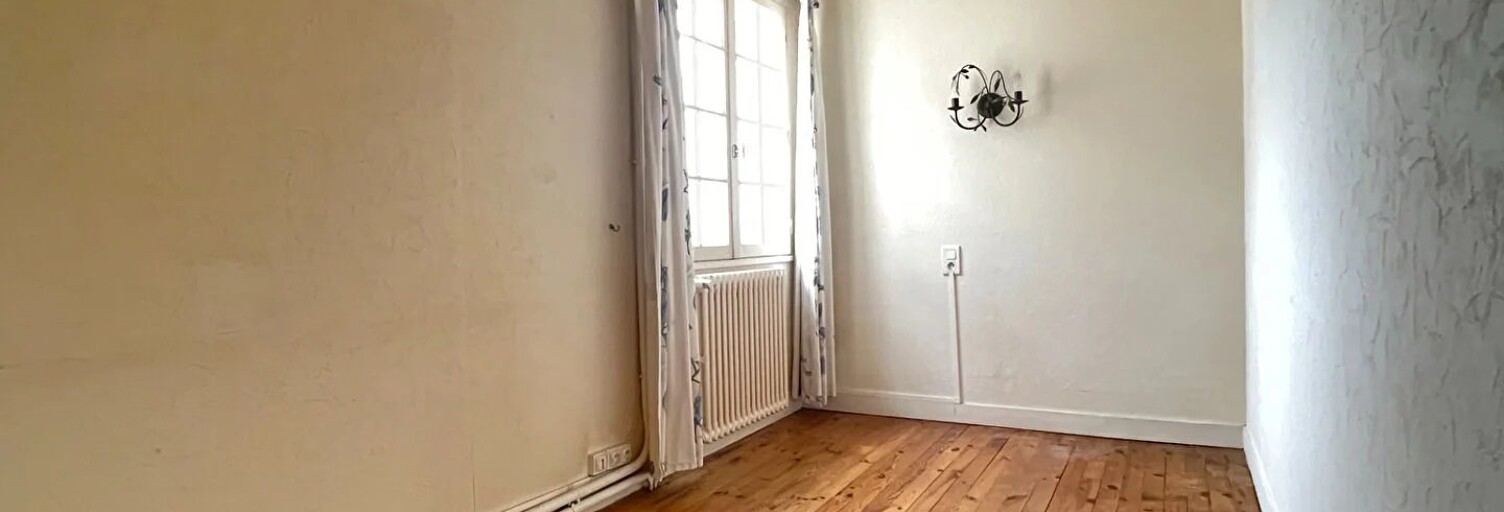 Maison 7 Pièces 145 m² à vendre à Lussac-les-Châteaux (86320)