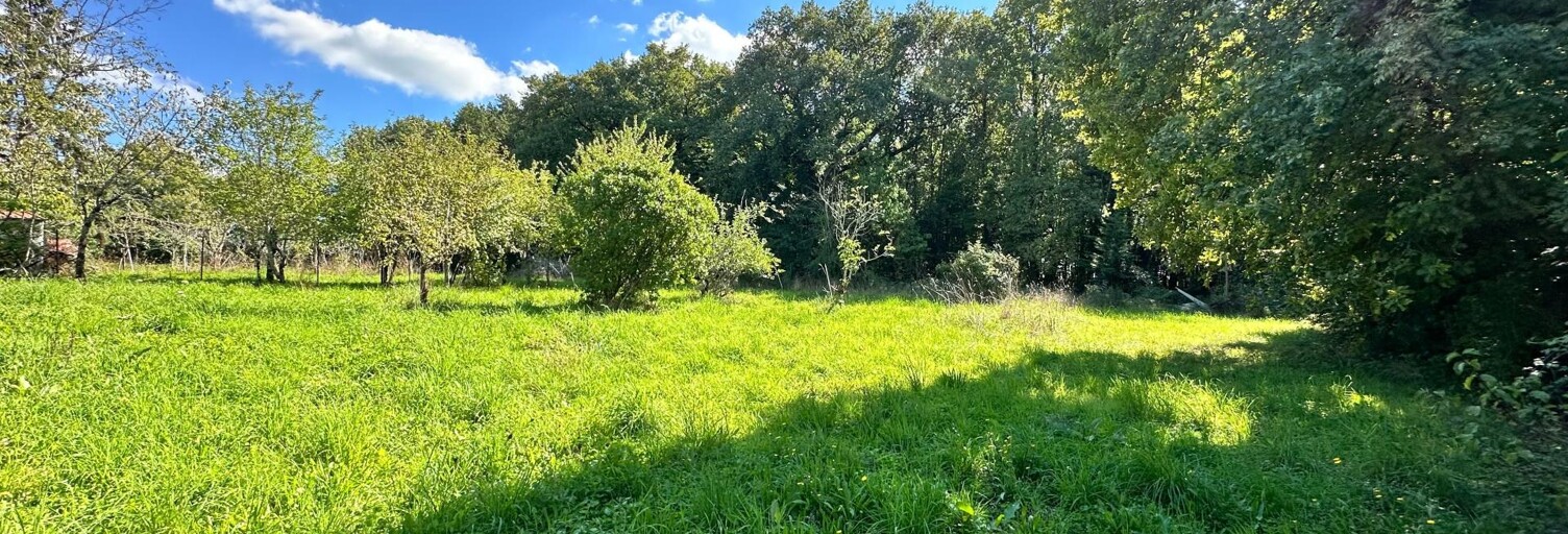 Terrain  1904 m² à vendre à Chaniers (17610)