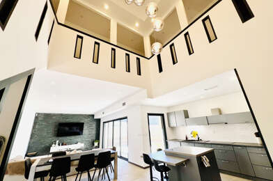 Maison 5 pièces 415000 €