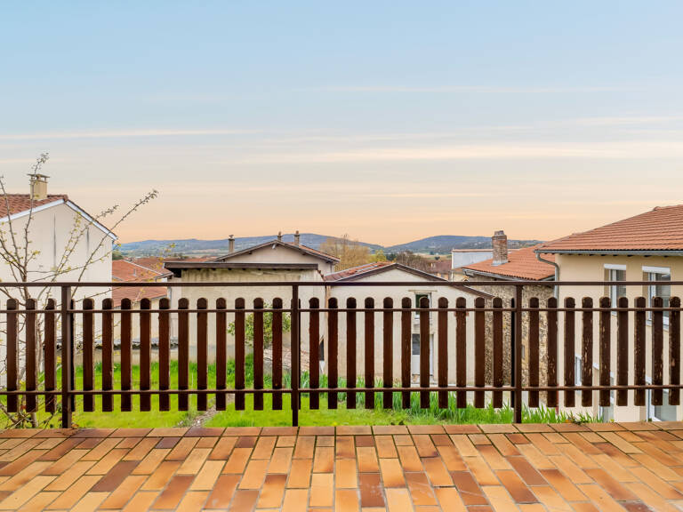 Maison plain pieds 65 m2 Communay — photo 1