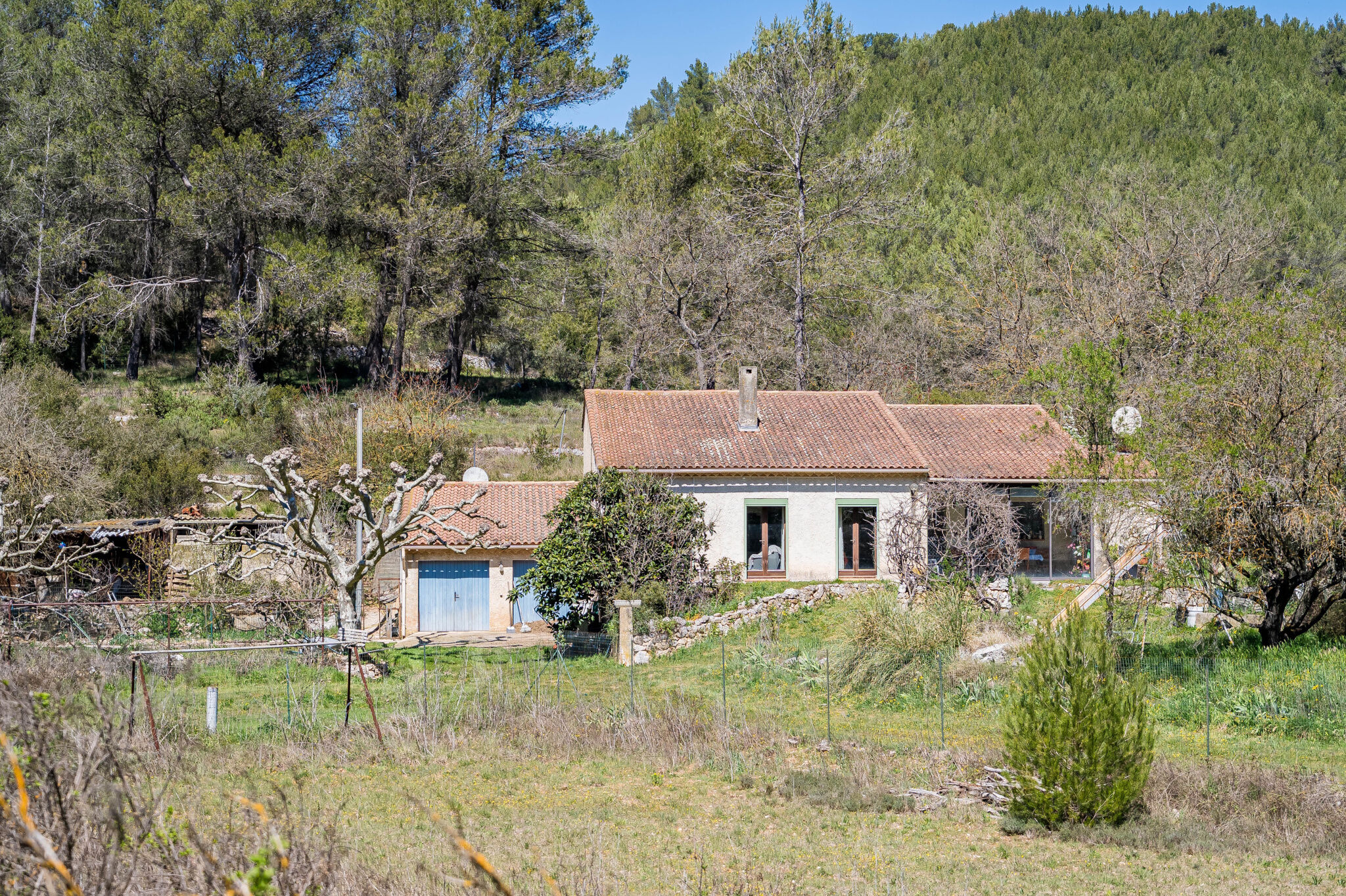Villa / Maison  T5 à vendre Saint-Zacharie 83640