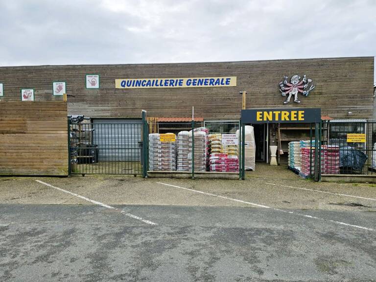 Quincaillerie — photo 1